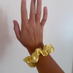 Yellow Scrunchie!